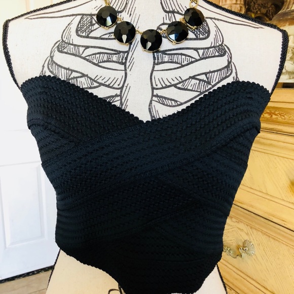 2 NWT Express Crop Tops - Picture 2 of 8